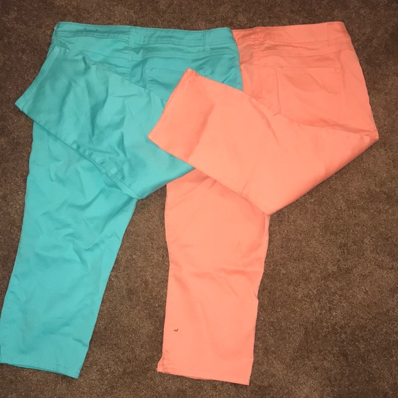 Colored capris. - Picture 3 of 3